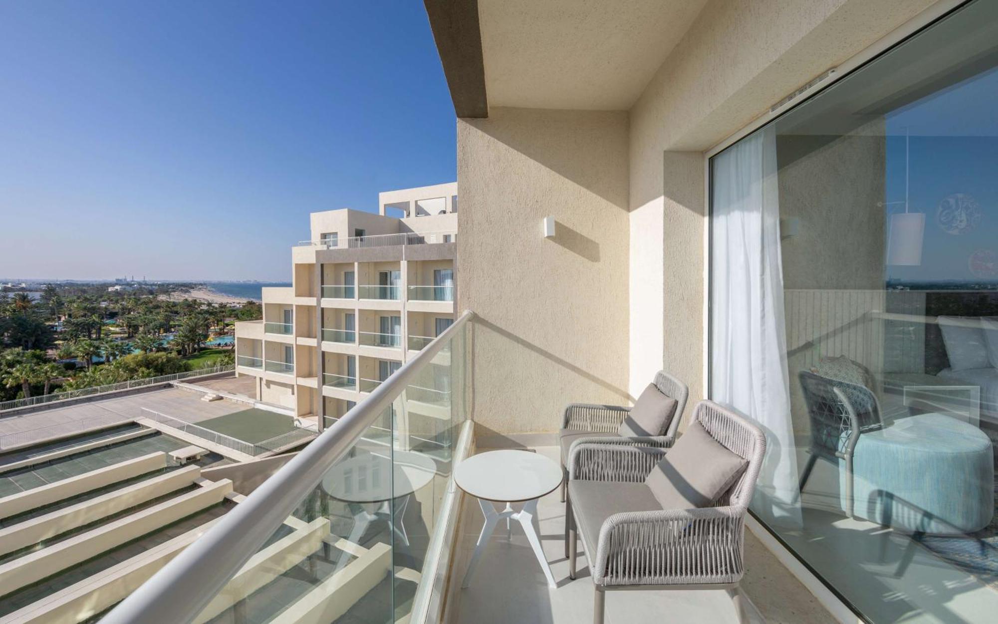 Hilton Skanes Monastir Beach Resort Esterno foto