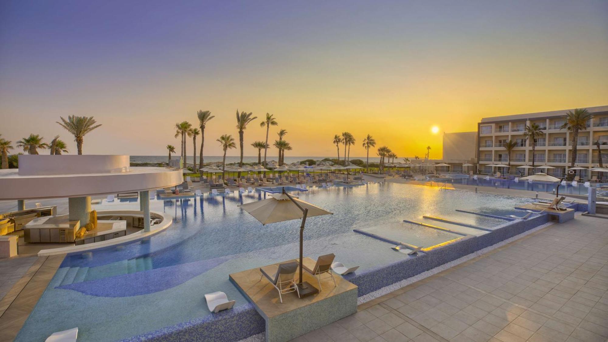 Hilton Skanes Monastir Beach Resort Esterno foto